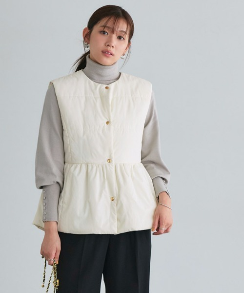 Pierrot(ピエロ)の「中綿ペプラムベスト(ベスト・レディース・アイボリー/ブラック・L/M)」の20枚目の写真