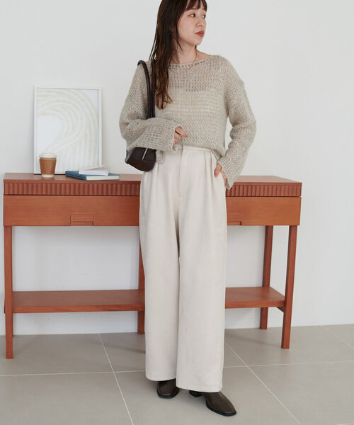 DISCOAT（ディスコート）の「エコスエード2タックストレートパンツ（その他パンツ・レディース・アイボリー/グレー・SMALL/MEDIUM/LARGE）」の10枚目の写真