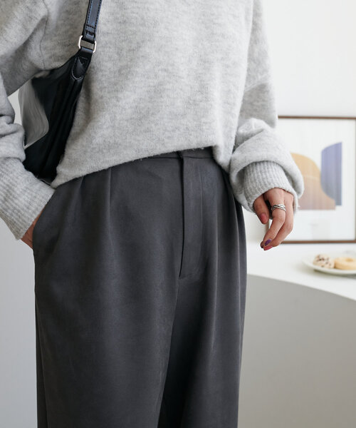 DISCOAT（ディスコート）の「エコスエード2タックストレートパンツ（その他パンツ・レディース・アイボリー/グレー・SMALL/MEDIUM/LARGE）」の19枚目の写真