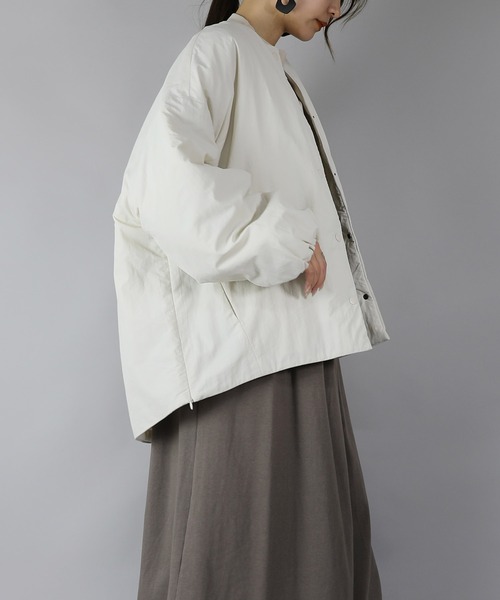 オーバーサイズサイドジップノーカラー中綿ジャケット（ノーカラー