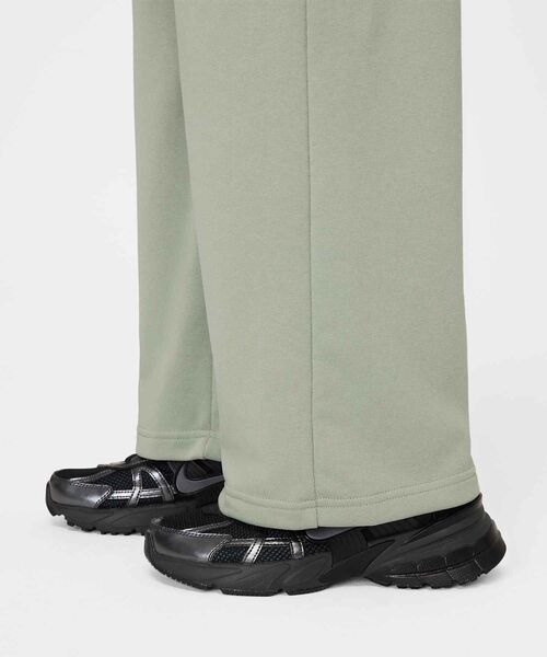 NIKE（ナイキ）の「ナイキ スポーツウェア ガールズ Dri-FIT オーバーサイズド フリース パンツ / Nike Sportswear Girls' Dri-FIT Oversized Fleece Pants FZ5550-370 Jade Horizon（スウェットパンツ・キッズ・グリーン系その他・130/140/150/160/170）」の6枚目の写真