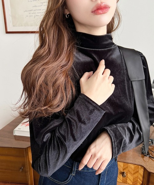 LOULOU select(ルルセレクト)の「ショルダーリボンハイネックパフスリーブベロアトップス(Tシャツ/カットソー・レディース・ブラウン/ブラック・M)」の12枚目の写真