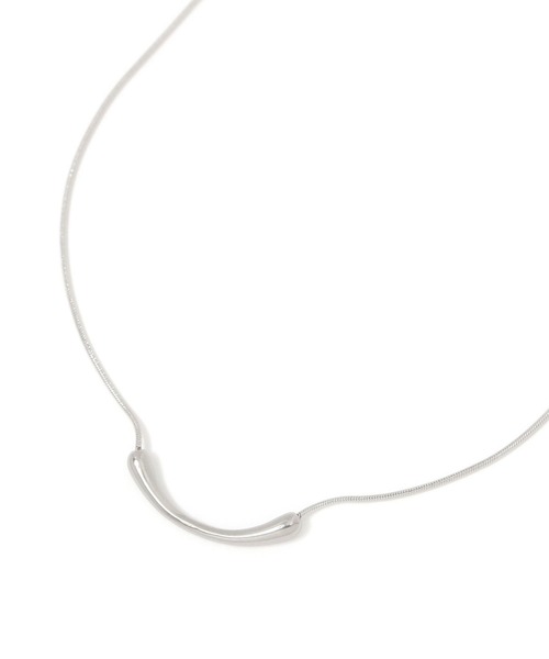 LOWRYS FARM（ローリーズファーム）の「ステンレスプチTOPネックレス 283642（ネックレス・レディース・グレー/ベージュ/グレー系その他/ゴールド/ライトグレー/キャメル・FREE）」の2枚目の写真