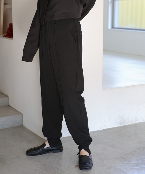 select MOCA Et（セレクトモカエト）の「【Et】Center Slit Jogger Pants（その他パンツ・レディース・ブラック/ブラウン・LARGE/MEDIUM）」の5枚目の写真