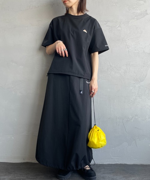 KELTY（ケルティ）の「[KELTY/ケルティ] 別注 ラッシュコンフォート ショートスリーブナイロンＴシャツ（Tシャツ/カットソー・レディース・ブルー/オリーブ/グレイッシュベージュ/ブラック・F）」の20枚目の写真