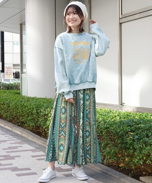 チチカカ（チチカカ）の「パウダーダイスウェットプルオーバー（スウェット・レディース・ピンク/グリーン/チャコールグレー・FREE）」の5枚目の写真