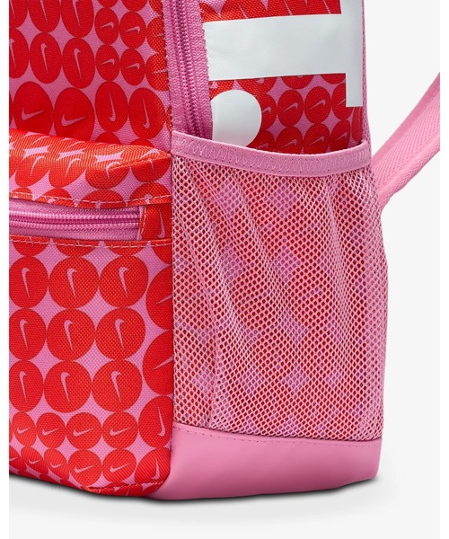 NIKE(ナイキ)の「《NIKEアパレル》YNKBRSLAJDIMNIBK-AOPSP25(バックパック/リュック・キッズ・レッド系その他/グリーン系その他/スモークグレー・フリー)」の12枚目の写真