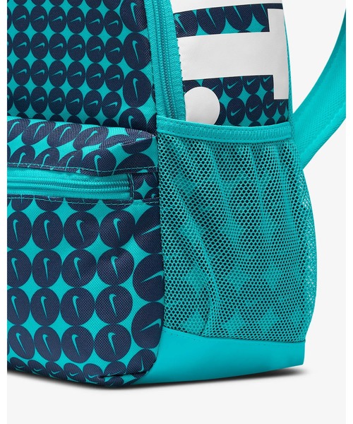 NIKE(ナイキ)の「《NIKEアパレル》YNKBRSLAJDIMNIBK-AOPSP25(バックパック/リュック・キッズ・レッド系その他/グリーン系その他/スモークグレー・フリー)」の19枚目の写真