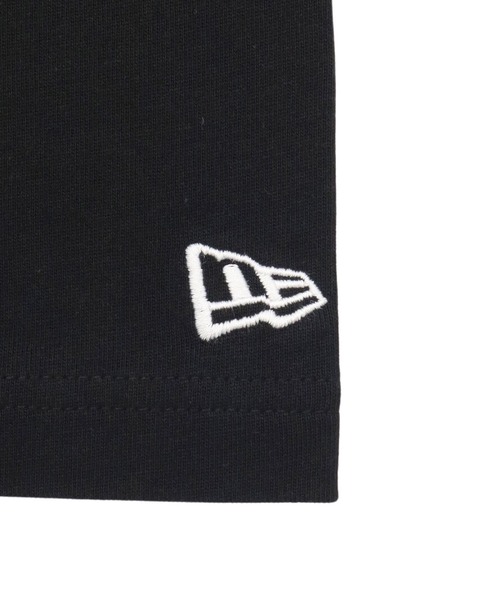 NEW ERA（ニューエラ）の「ニューエラ 半袖Tシャツ オーバーサイズ 襟ジャカードロゴ（Tシャツ/カットソー・メンズ・ホワイト/ブラック/ベージュ・XL/L/S/XXL/M）」の10枚目の写真
