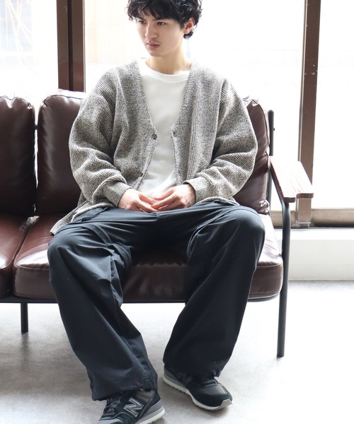 POWER TO THE PEOPLE（パワートゥーザピープル）の「【POWER TO THE PEOPLE/パワートゥーザピープル】スフレニット カーディガン（カーディガン/ボレロ・メンズ・サックスブルー/グレイッシュベージュ/スモークピンク/マルチ/イエロー×グリーン・M/L/LL）」の17枚目の写真