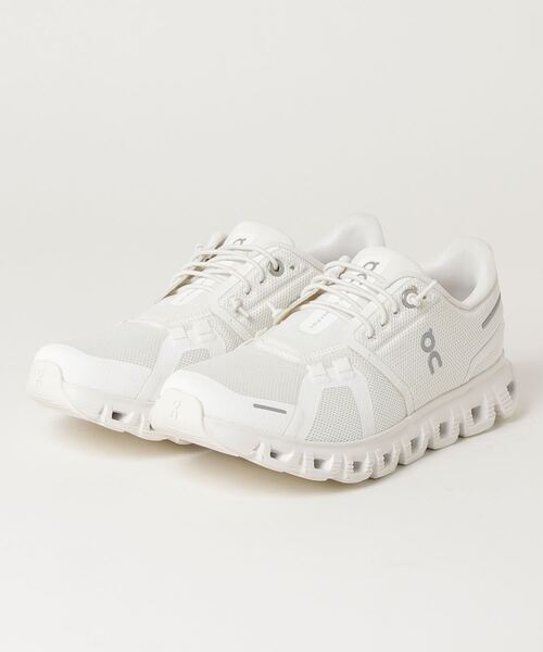 On（オン）の「On/オン　Cloud 6 (WOMEN'S) クラウド6（スニーカー・レディース・ブラック/グレー/ホワイト・6/7/8/6.5/7.5）」の2枚目の写真