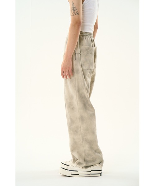 DISCOVERED（ディスカバード）の「DOCKING DAMAGE WIDE SWEAT PANTS（スウェットパンツ・メンズ・ブラック/ベージュ・SMALL/LARGE）」の6枚目の写真