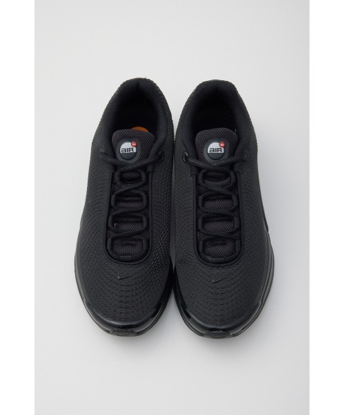 NIKE(ナイキ)の「エア マックス Dn(スニーカー・レディース・ブラック/ホワイト・24cm/23.5cm/23cm/25cm/24.5cm)」の3枚目の写真