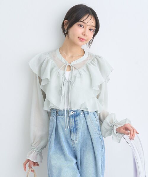 earth music&ecology(アースミュージックアンドエコロジー)の「シアーラッフルショートボレロ(シャツ/ブラウス・レディース・グレー/アイボリー/ミント・FREE)」の6枚目の写真