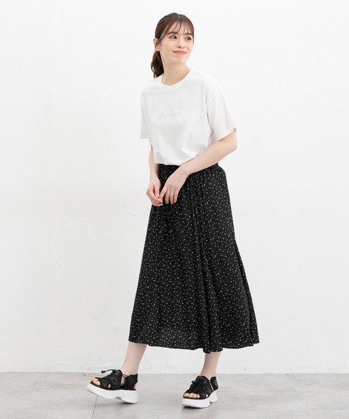 Honeys（ハニーズ）の「【ハニさら・接触冷感・ＵＶカット】きれいめロゴＴシャツ（Tシャツ/カットソー・レディース・モカ/グリーン/ホワイト×ブラック/ホワイト×ブルー/サックスブルー/ブラック・L/LL/M/S）」の17枚目の写真