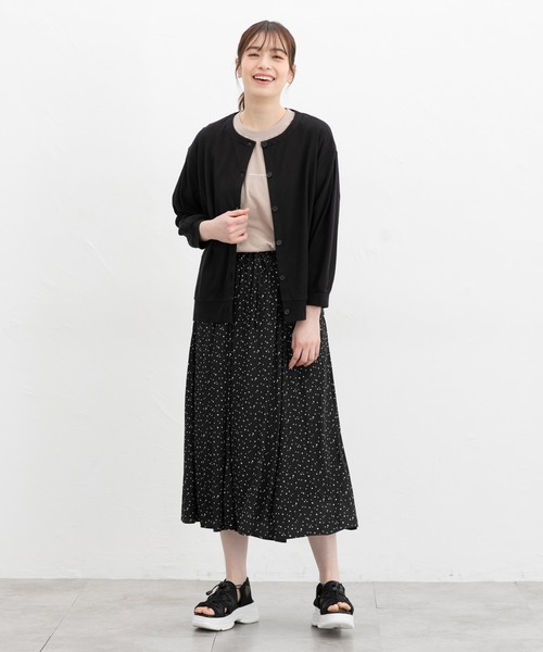 Honeys（ハニーズ）の「【ハニさら・接触冷感・ＵＶカット】きれいめロゴＴシャツ（Tシャツ/カットソー・レディース・モカ/グリーン/ホワイト×ブラック/ホワイト×ブルー/サックスブルー/ブラック・L/LL/M/S）」の19枚目の写真