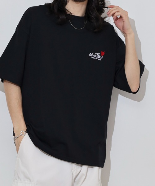 FUNALIVE(ファンアライブ)の「ワイドシルエットミニロゴTシャツ 吸水速乾 UVカット(Tシャツ/カットソー・メンズ・ネイビー/ミント/スミクロ/ブラック/グレイッシュベージュ/ブラック系その他2/ホワイト/サーモンピンク/ダークグリーン/ブルー/ホワイト系その他2/ブラック系その他3・M/L/LL)」の6枚目の写真