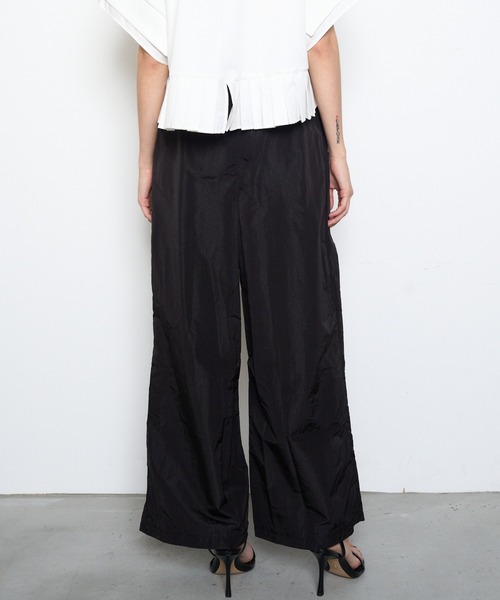 Muel Chic(ミュエルシック)の「Blist color pants ブリストカラーパンツ(その他パンツ・レディース・バイオレット/ブラック/ベージュ/コーラルピンク/黄緑系・FREE)」の11枚目の写真