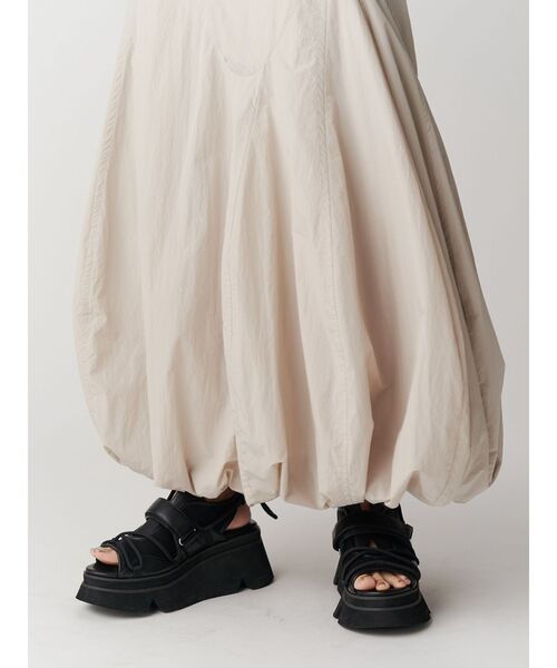 UN3D.（アンスリード）の「LIGHT IRREGULAR BALLOON SK / ライトイレギュラーバルーンスカート（スカート・レディース・ブラック/カーキ/ベージュ・36/38）」の19枚目の写真