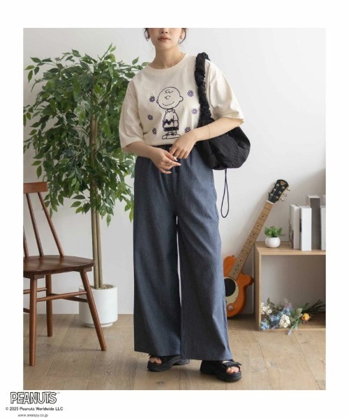 PEANUTS(ピーナッツ)の「【PEANUTS】スヌーピー 刺繍プリントTシャツ(Tシャツ/カットソー・レディース・サックスブルー/チャコールグレー/クリーム/グレイッシュベージュ・FREE)」の14枚目の写真