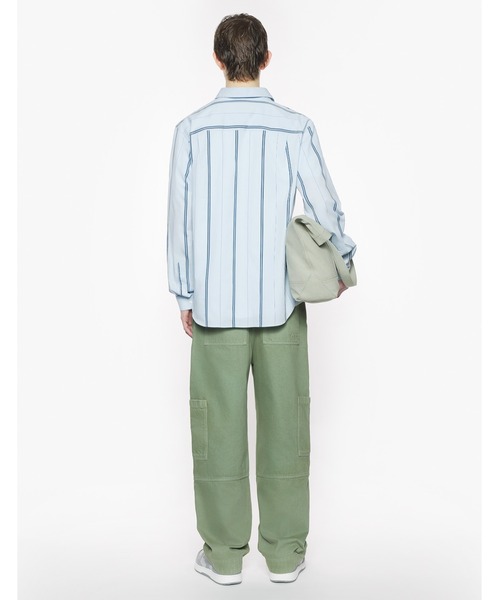 Maison Kitsune(メゾンキツネ)の「RELAXED SHIRT(シャツ/ブラウス・メンズ・ライトブルー・S/M/L/XL)」の4枚目の写真