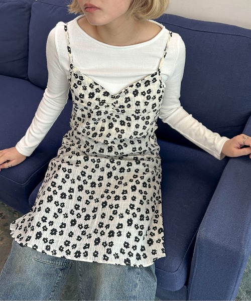 PILIT(ピリット)の「フラワー ミニワンピース(ワンピース・レディース・オフホワイト/ブラック・MEDIUM)」の3枚目の写真