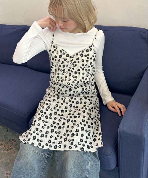 PILIT(ピリット)の「フラワー ミニワンピース(ワンピース・レディース・オフホワイト/ブラック・MEDIUM)」の4枚目の写真