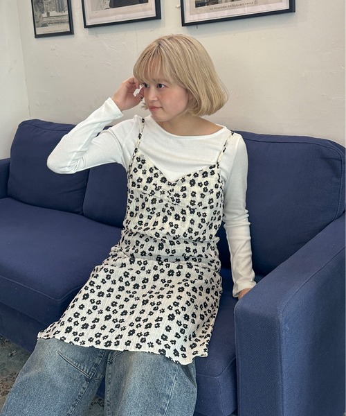 PILIT(ピリット)の「フラワー ミニワンピース(ワンピース・レディース・オフホワイト/ブラック・MEDIUM)」の5枚目の写真