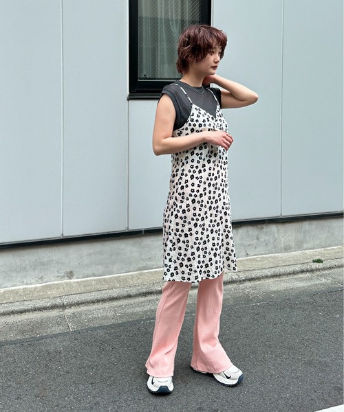 PILIT(ピリット)の「フラワー ミニワンピース(ワンピース・レディース・オフホワイト/ブラック・MEDIUM)」の15枚目の写真