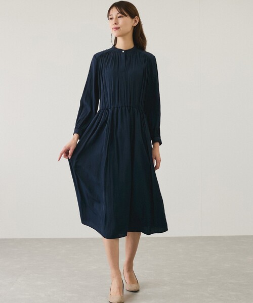 Jayro（ジャイロ）の「パウダーサテンワンピース（ワンピース・レディース・ライトグリーン/グレー系その他/ブラック/ネイビー・M）」の22枚目の写真