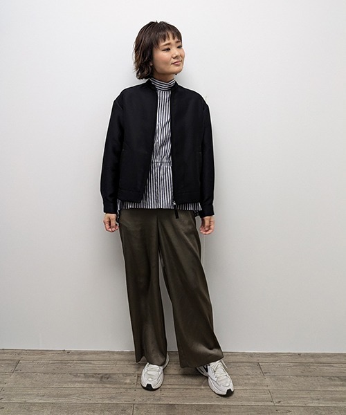 R-ISM(リズム)の「【洗える】シアーブルゾン(ブルゾン・レディース・オフホワイト/ブラック・2/4)」の17枚目の写真