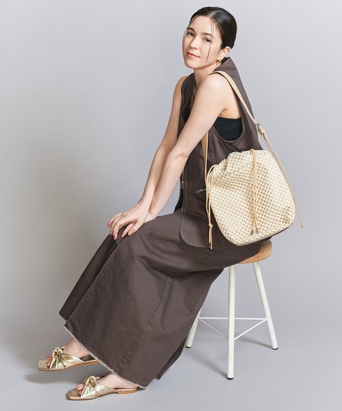 BEAUTY&YOUTH UNITED ARROWS(ビューティーアンドユースユナイテッドアローズ)の「レザーライク×メッシュ コンビ ショルダーバッグ(ショルダーバッグ・レディース・ベージュ/ブラック・FREE)」の3枚目の写真