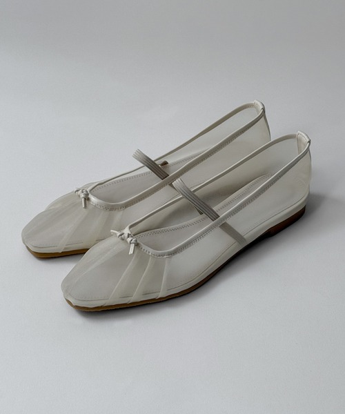 on:nue（オンニュ）の「【on:nue】[3色展開/5サイズ展開] シアータックバレーシューズ（バレエシューズ・レディース・アイボリー/ブラック/シルバー・23.5cm/24.5cm/23.0cm/24.0cm/25.0cm）」の17枚目の写真