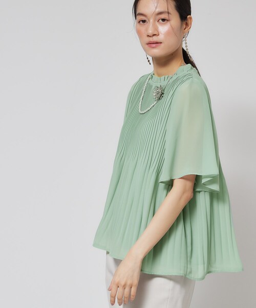 Sunauna(スーナウーナ)の「【プリーツ/フレアスリーブ】Aラインブラウス(シャツ/ブラウス・レディース・グリーン系/ライトベージュ/ブラック・40/38)」の7枚目の写真