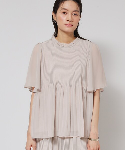 Sunauna(スーナウーナ)の「【プリーツ/フレアスリーブ】Aラインブラウス(シャツ/ブラウス・レディース・グリーン系/ライトベージュ/ブラック・40/38)」の20枚目の写真