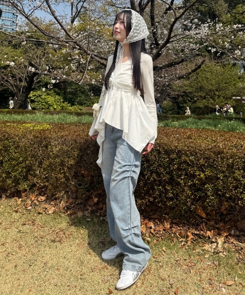 mellowneon(メロウネオン)の「リベットギャザーデニムパンツ(デニムパンツ・レディース・インディゴブルー/ブラック/ライトブルー・FREE)」の7枚目の写真