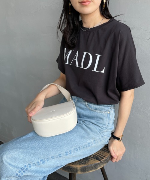 MICA&DEAL/マイカアンドディール] 別注 MADL ロゴプリントT