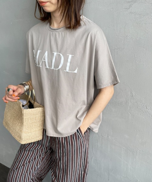 MICA&DEAL/マイカアンドディール] 別注 ロゴプリントTシャツ MICA&DEAL/マイカアンドディール] 別注 MADL ロゴプリントT