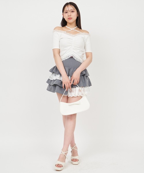 ROYAL PARTY(ロイヤルパーティー)の「チュール使いオフショルギャザートップス(Tシャツ/カットソー・レディース・グレー/オフホワイト/ブラック・FREE)」の13枚目の写真