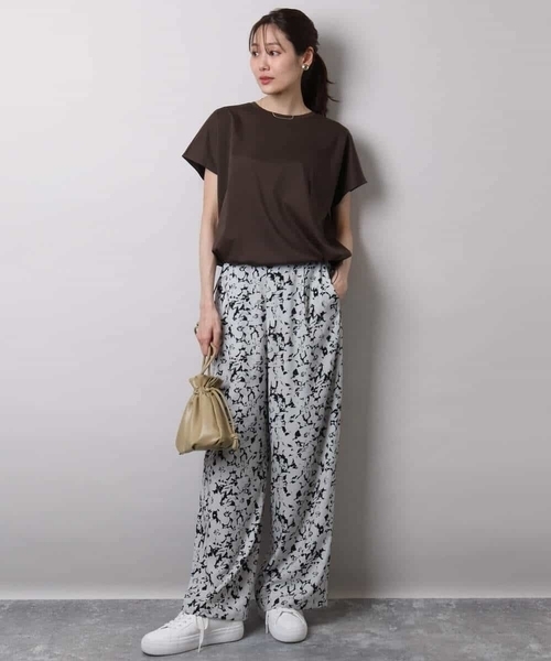 MK MICHEL KLEIN(エムケーミッシェルクラン)の「裾ドロストデザインカットソー/接触冷感/洗える(Tシャツ/カットソー・レディース・ブラウン系その他/グレイッシュベージュ/ホワイト/チャコールグレー・38)」の6枚目の写真