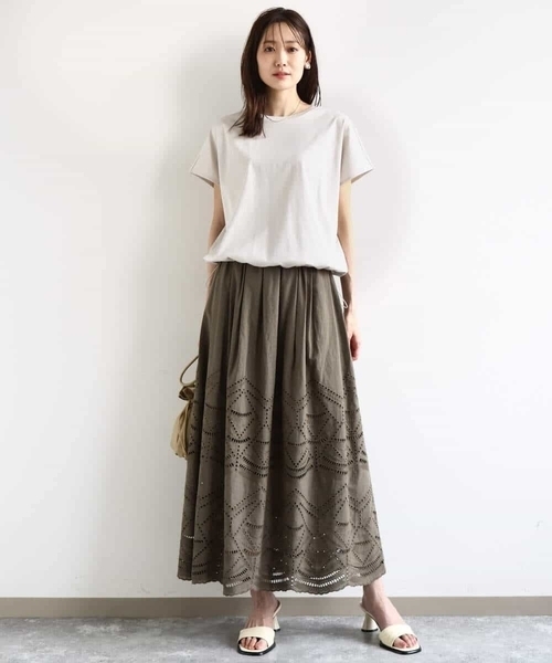 MK MICHEL KLEIN(エムケーミッシェルクラン)の「裾ドロストデザインカットソー/接触冷感/洗える(Tシャツ/カットソー・レディース・ブラウン系その他/グレイッシュベージュ/ホワイト/チャコールグレー・38)」の16枚目の写真