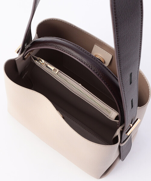 MONO　COMME CA（モノコムサ）の「2WAY ワンショルダー（ショルダーバッグ・レディース・ブラック/グレー/ベージュ・FREE）」の8枚目の写真