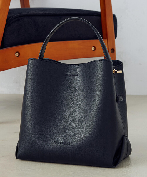 MONO　COMME CA（モノコムサ）の「2WAY ワンショルダー（ショルダーバッグ・レディース・ブラック/グレー/ベージュ・FREE）」の2枚目の写真