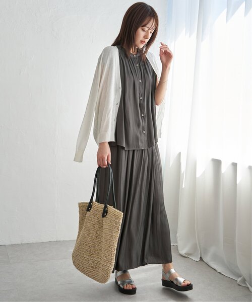 ikka(イッカ)の「【セットアップ対応】カッセンギャザーフレンチ袖ブラウス(シャツ/ブラウス・レディース・モカ/チャコールグレー/ブルー・M/L/S)」の15枚目の写真