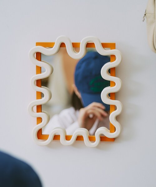 SAHIR(サヒール)の「EC限定カラー登場!【SAHIR サヒール】uneune mirror うねうねミラー(ミラー・レディース・オレンジ/グリーン/ブルー系その他/アイボリー・0)」の9枚目の写真