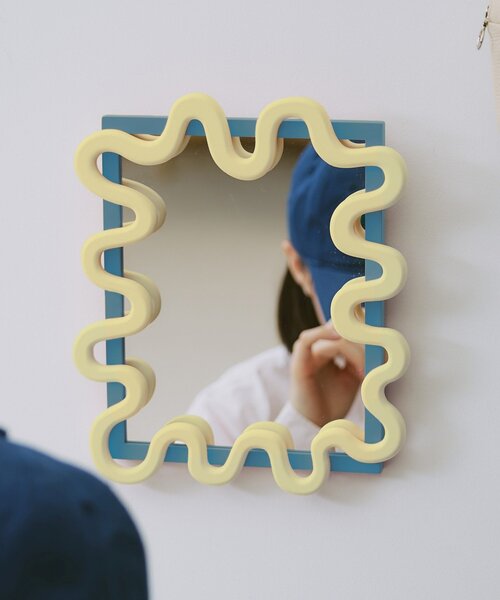 SAHIR(サヒール)の「EC限定カラー登場!【SAHIR サヒール】uneune mirror うねうねミラー(ミラー・レディース・オレンジ/グリーン/ブルー系その他/アイボリー・0)」の5枚目の写真