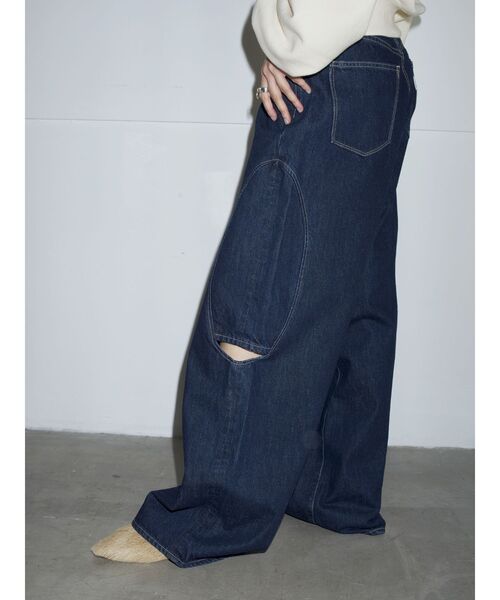 Htage（テージ）の「【Htage】サイドカットデザインルーズデニム（デニムパンツ・レディース・インディゴブルー・24inch/25inch/26inch）」の2枚目の写真