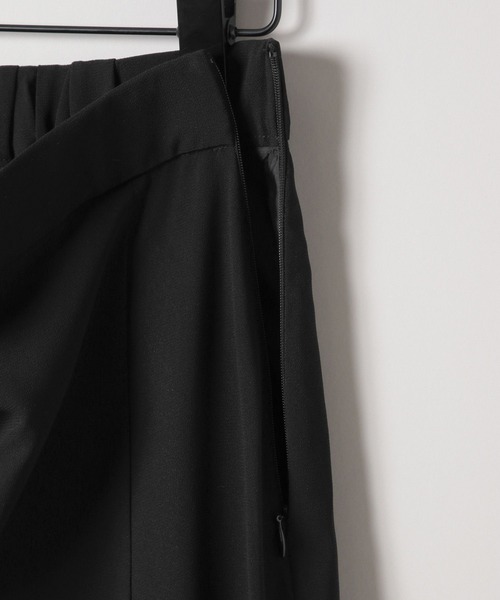 eL(エル)の「【eL】Tight Flare Skirt/572923(スカート・レディース・ネイビー/ブラック・FREE)」の15枚目の写真