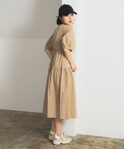 Ray BEAMS(レイビームス)の「ランタン スリーブ ギャザー ワンピース(ワンピース・レディース・サックスブルー/ブラック/ベージュ・ONE SIZE)」の8枚目の写真