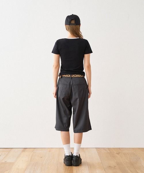 WISH FOR EVER(ウィッシュフォーエバー)の「LAYERED HENRY NECK T / レイヤードヘンリーネックTシャツ(Tシャツ/カットソー・レディース・ブラック/グレー/ネイビー・SMALL/MEDIUM)」の7枚目の写真